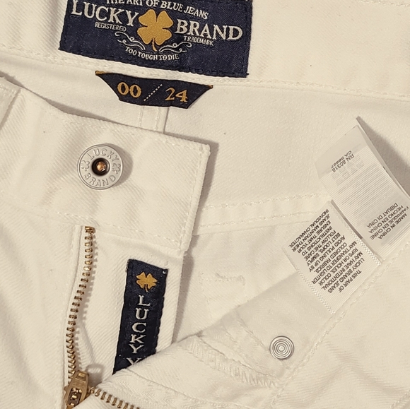 LUCKY BRAND | white cutoff denim shorts - Picture 3 of 3